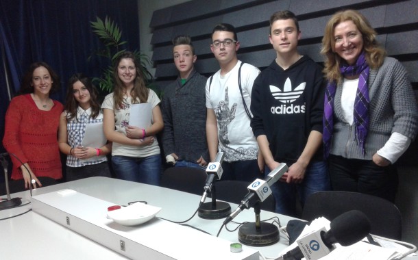 Ràdio la Llagosta emet 'InfoMarina', el projecte de recerca de cinc alumnes de l'institut Marina