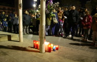 Concentració a la Llagosta com a mostra de condol per les víctimes de l'accident aeri