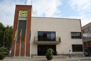 L'OMIC està a la planta baixa de l'edifici de l'Ajuntament. 