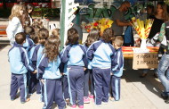 La Llagosta celebra avui Sant Jordi amb les tradicionals parades de roses i llibres