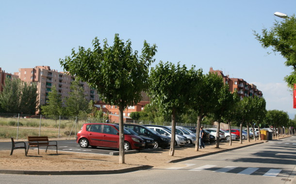 L'aparcament públic del camp municipal de futbol Joan Gelabert ja està obert