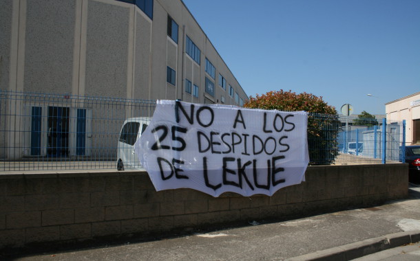 L'alcalde de la Llagosta dóna suport a la plantilla de Lékué davant dels possibles acomiadaments
