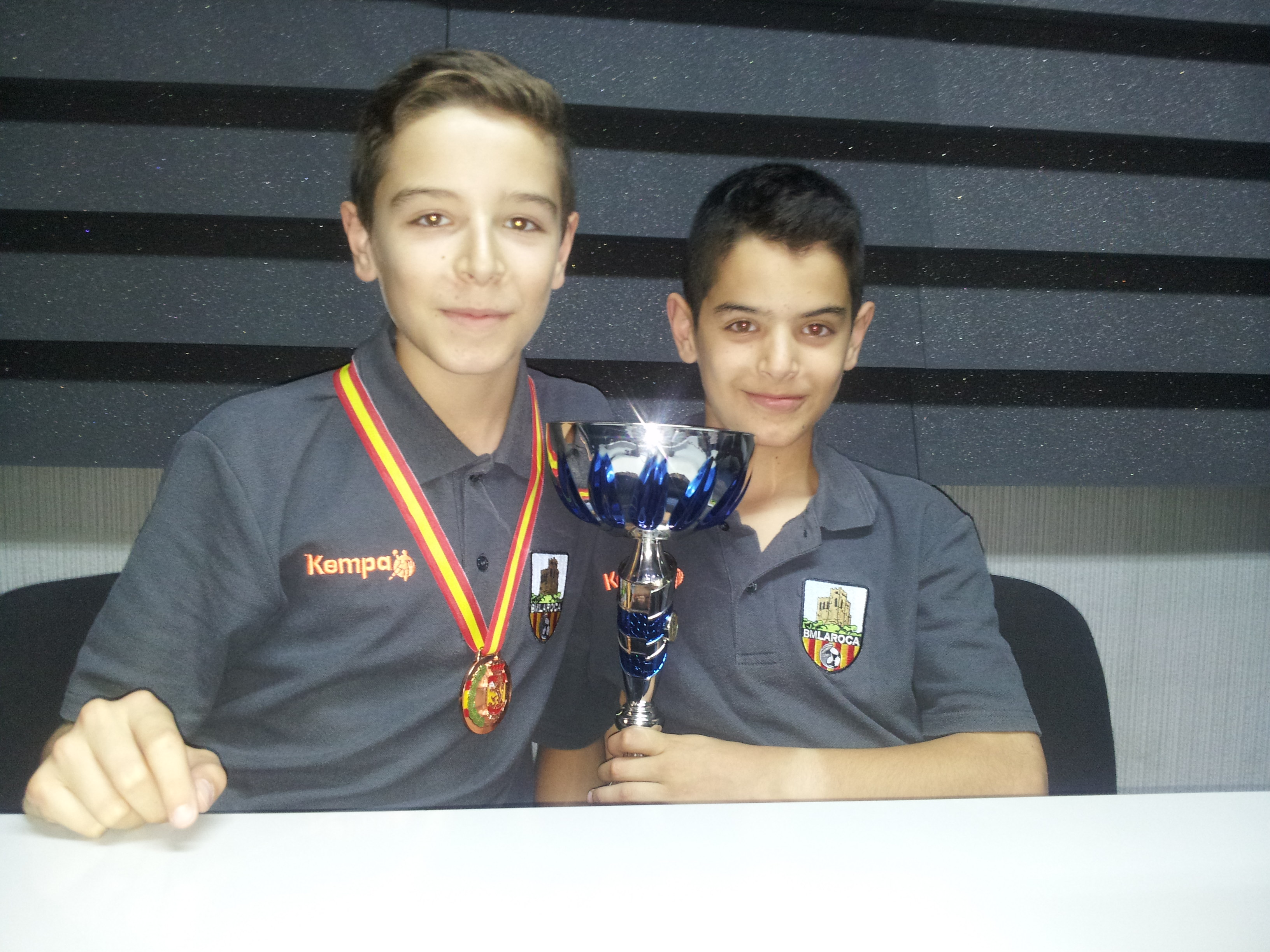 José Manuel Chica, tercer d'Espanya infantil d'handbol, i Miguel Chica, campió català aleví