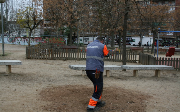 L'Ajuntament planta 55 nous arbres en diferents espais del municipi
