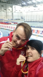 Raúl Gracia i Sonia Bocanegra amb la medalla a Antequera. Fotografia: Raúl Gracia. 