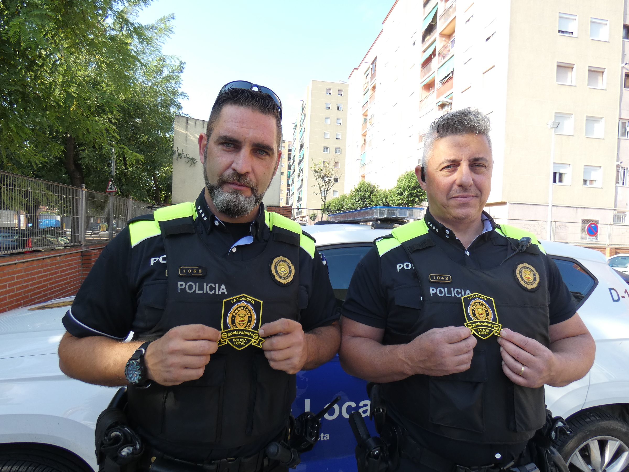La Policia Local se suma a la campanya d'escuts solidaris contra el càncer infantil