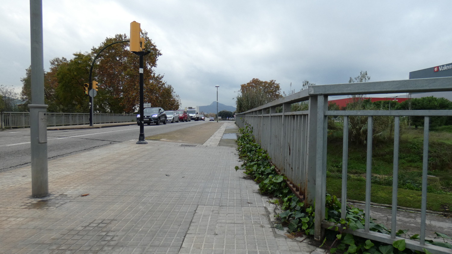 L'Ajuntament aprova el projecte de les obres per posar en marxa la nova parada d'autobús de la zona 1