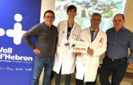 La Murga lliura 2.900 euros a l'Hospital de la Vall d'Hebron  per a la recerca sobre l'ELA