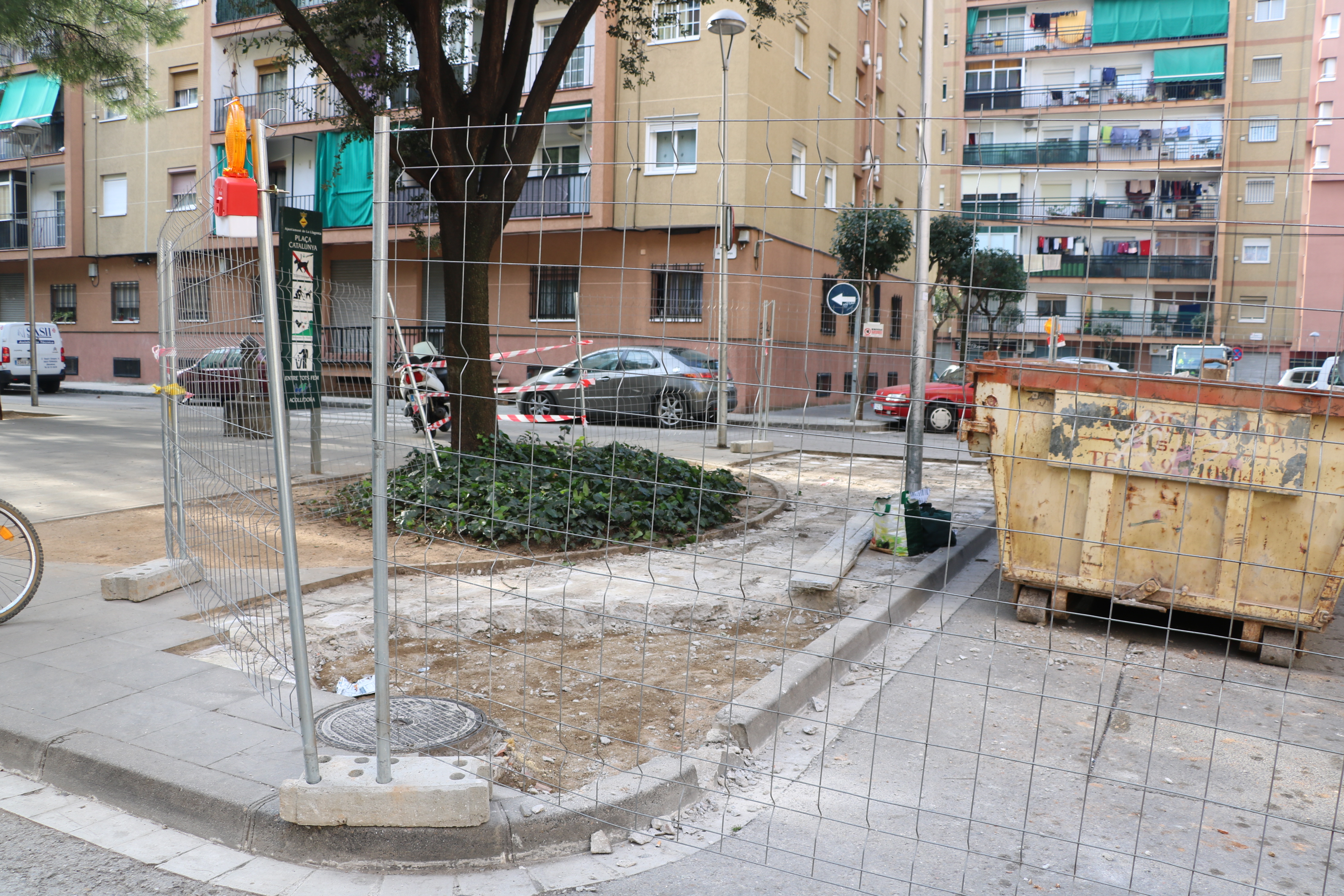 Ja han començat les obres de millora de la plaça de Catalunya