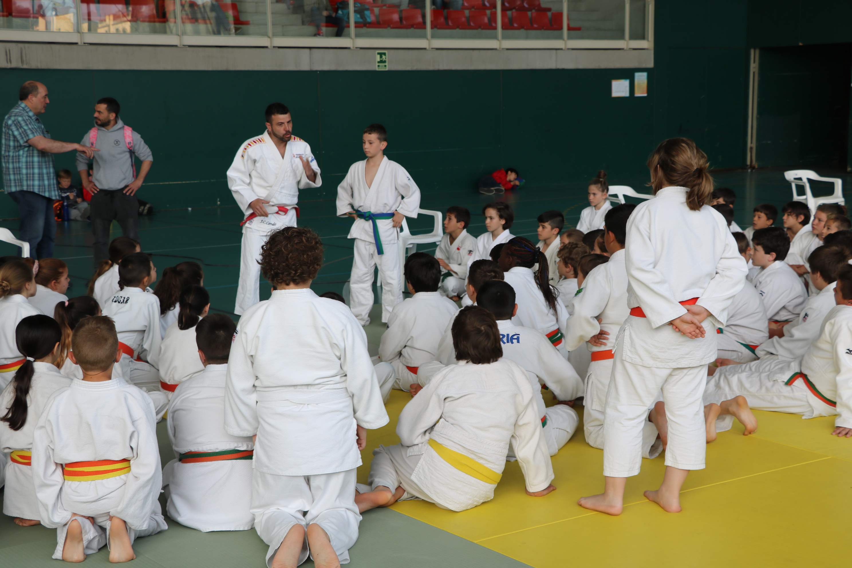 L'AE Karate-Judo guanya 18 medalles en el Campionat de Catalunya de judo benjamí i aleví a la Llagosta