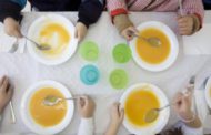 Ja es poden presentar les sol·licituds per gaudir d'ajuts de menjador escolar