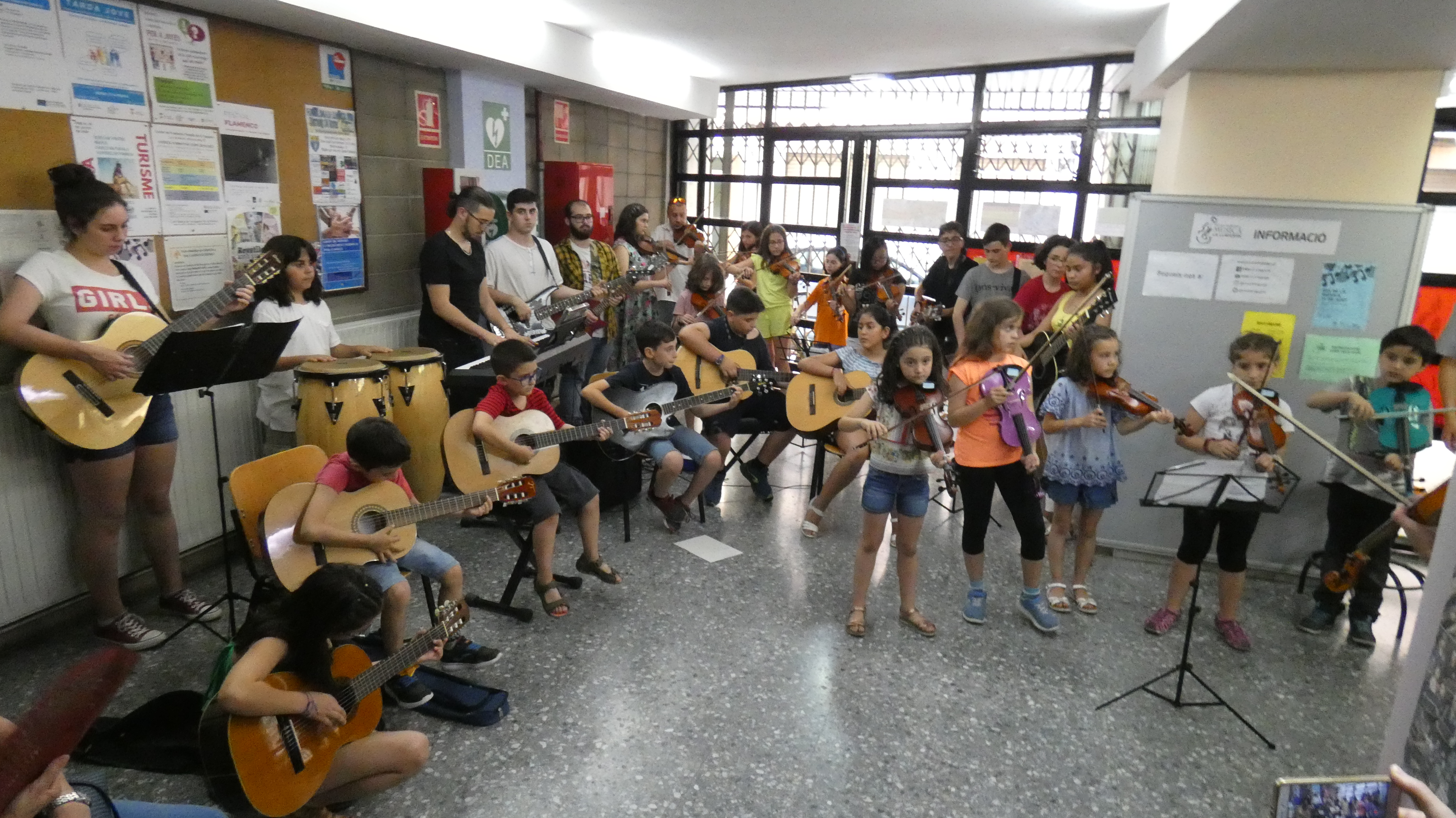 L'Escola Municipal de Música va tancar el curs amb concerts a Can Pelegrí