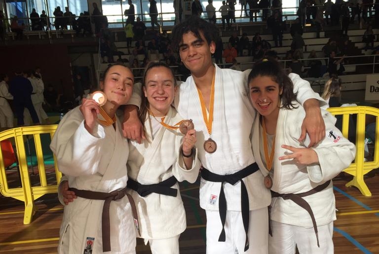 Quatre medalles de bronze de l'AE Karate-Judo a la Copa de Catalunya cadet de judo