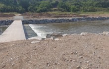 Es repara l'escullera estructural de protecció de la passera del riu Besòs
